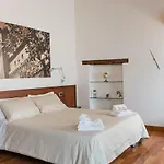 Boutique 3 0