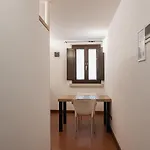 Boutique 3 0