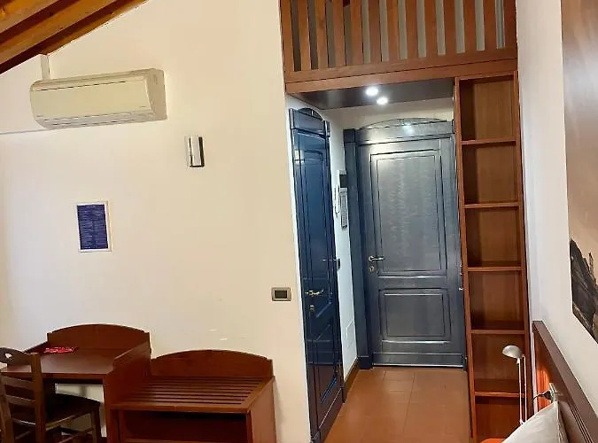 Boutique 3 0 4* 费拉拉